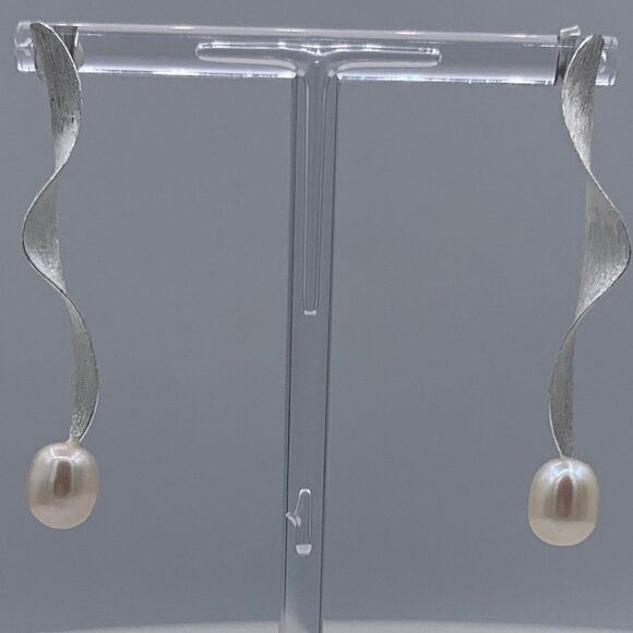 Bracelet with charm, sterling 925 silver, real pearls, NWOT, infinity charm - Picture 15 of 15